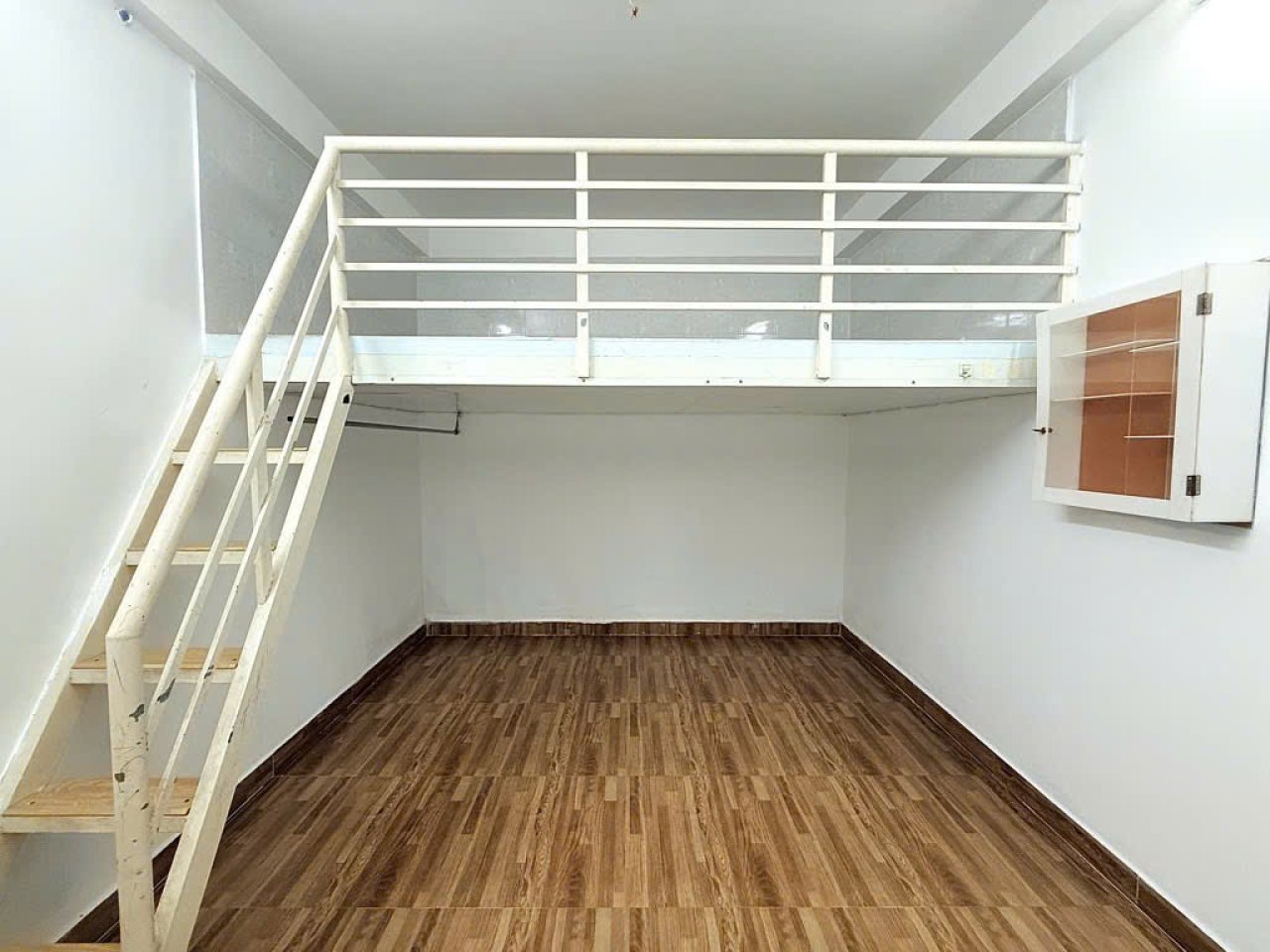 Chung cư lầu 3 50m2 – Đinh Bộ Lĩnh BT - Ảnh 3
